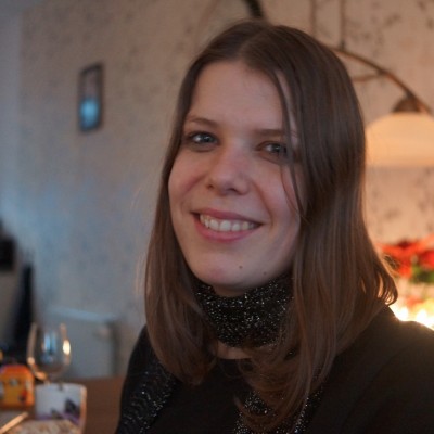 Angela Gros Verslui